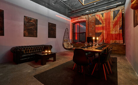 Арендовать Двухэтажный британский лофт