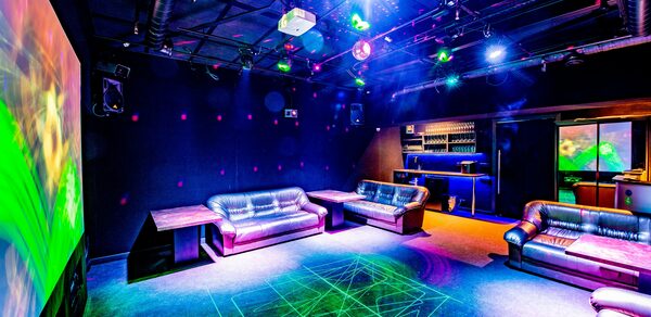 Караоке Лофт-студия в ТЦ