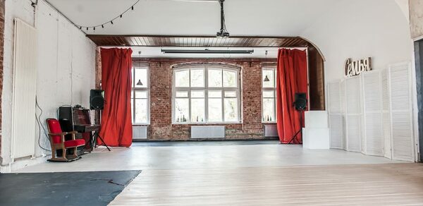 Loft с гостиной