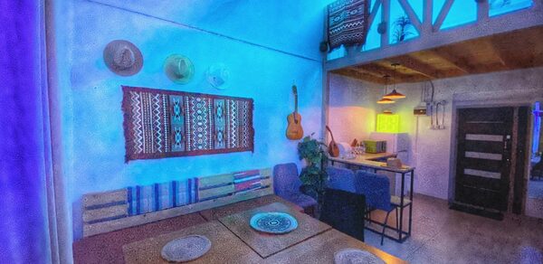 Двухуровневый лофт с растениями