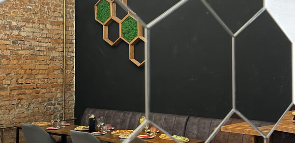 Лофт малый. Яркий лофт-зал