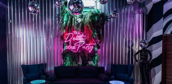 Оушен Драйв. Двухуровневый лофт в стиле диско