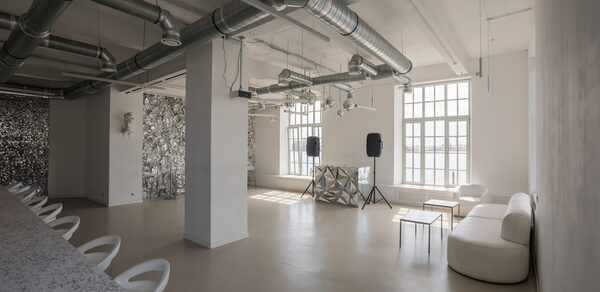 Вайт. Элегантный лофт для мероприятий