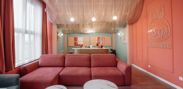 Лабубу. Лофт в розово-лазурном цвете