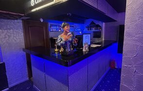 Двухуровневый VERO_LOFT «все включено» с караоке и диджеем