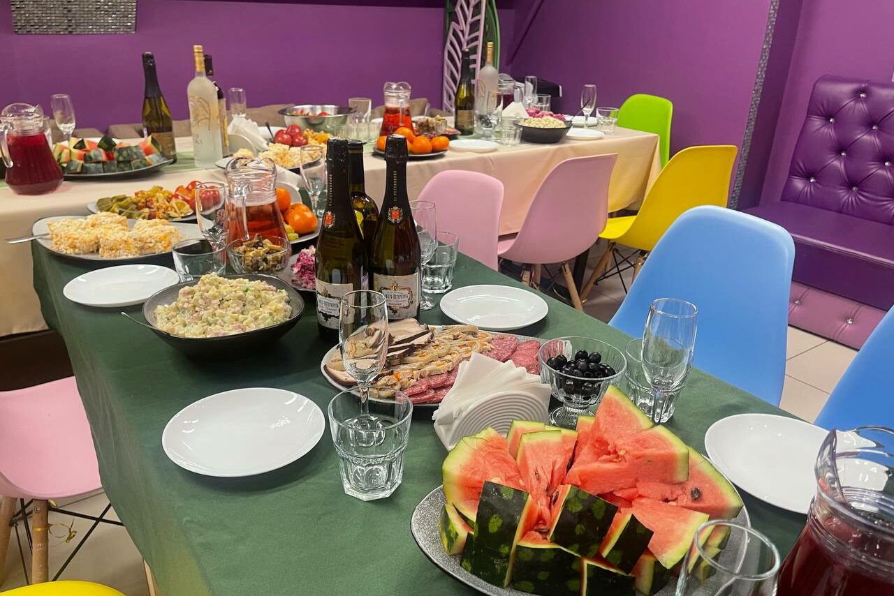 Арендовать Сказочный город. Ультрафиолетовый зал