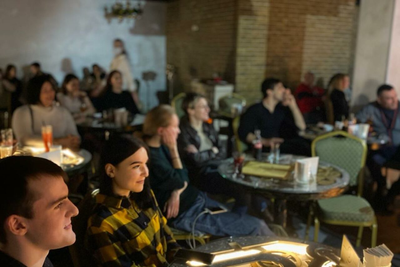 Арендовать Шоу-бар Золотое Колесо