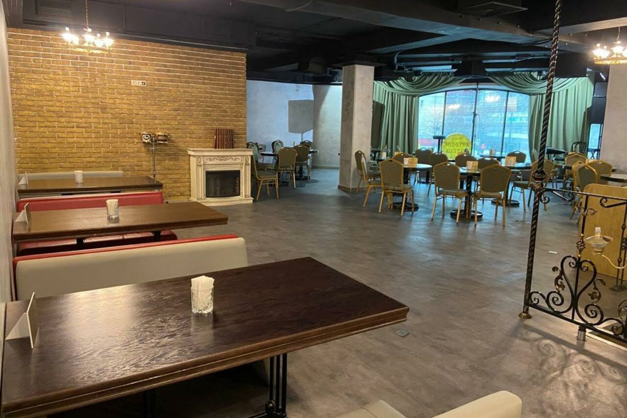 Арендовать Шоу-бар Золотое Колесо