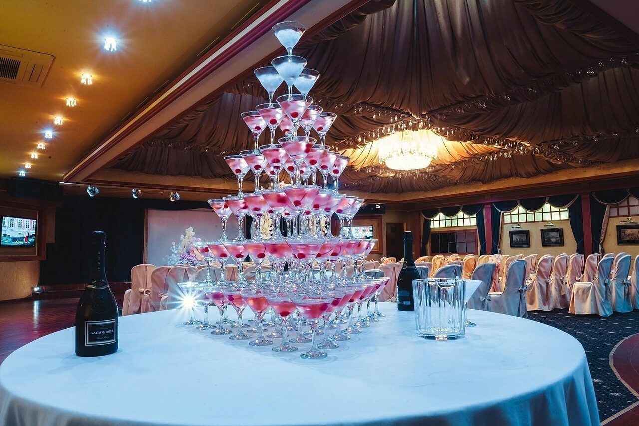 Арендовать Немчиновка-парк Многофункциональный зал в классическом стиле