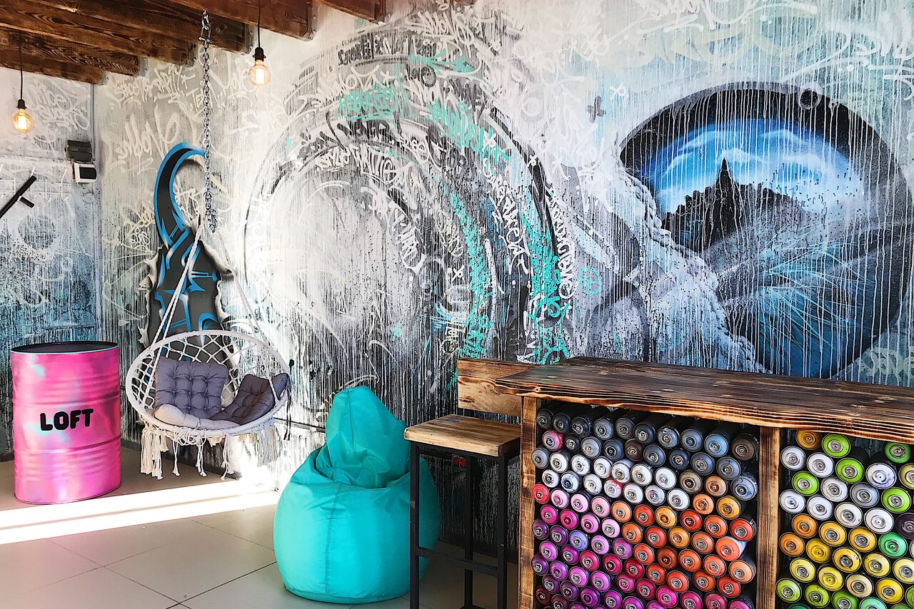 Арендовать Bright and stylish loft 