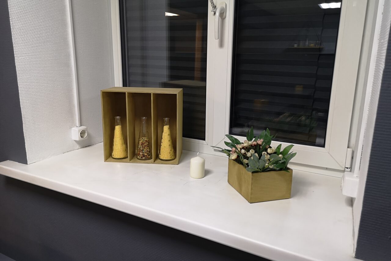 Арендовать Площадка в строгих тонах для праздничных мероприятий