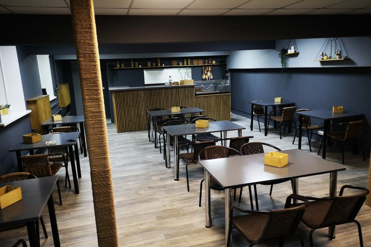 Арендовать Площадка в строгих тонах для праздничных мероприятий