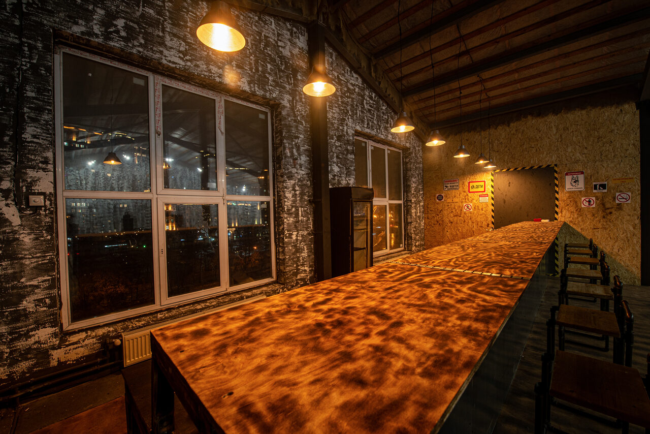 Арендовать Stylish underground space