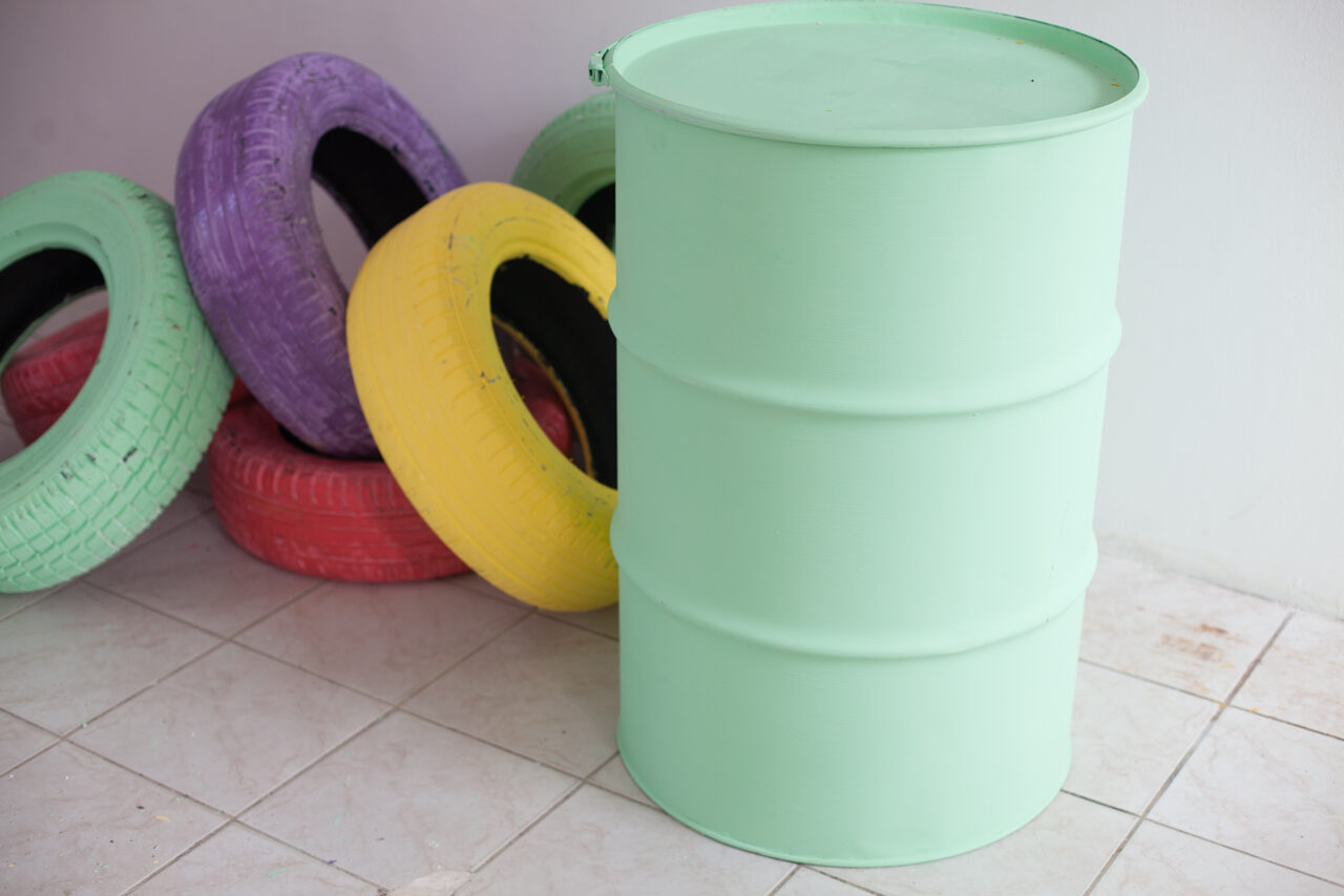 Арендовать Небольшая трехэтажная площадка