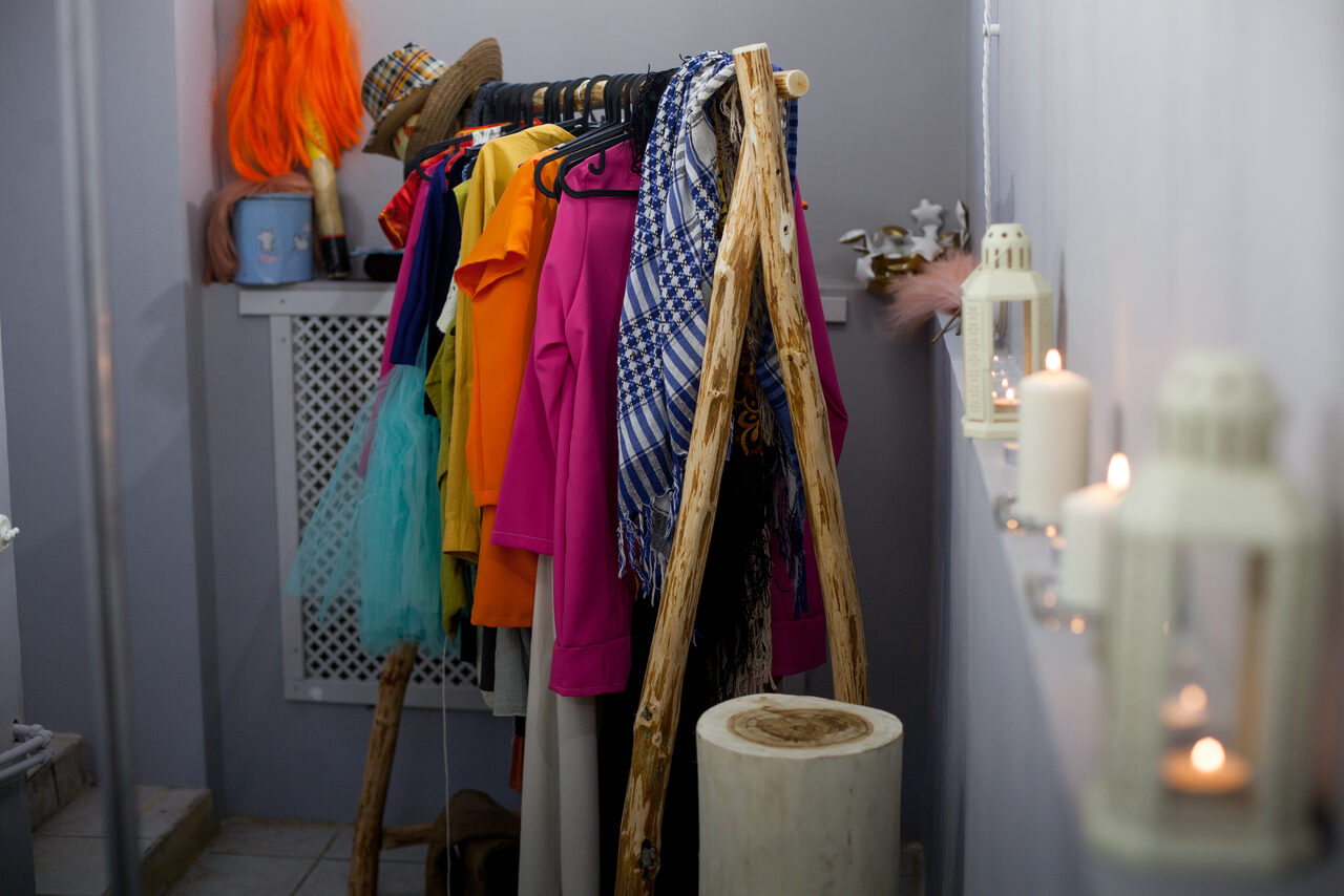 Арендовать Небольшая трехэтажная площадка