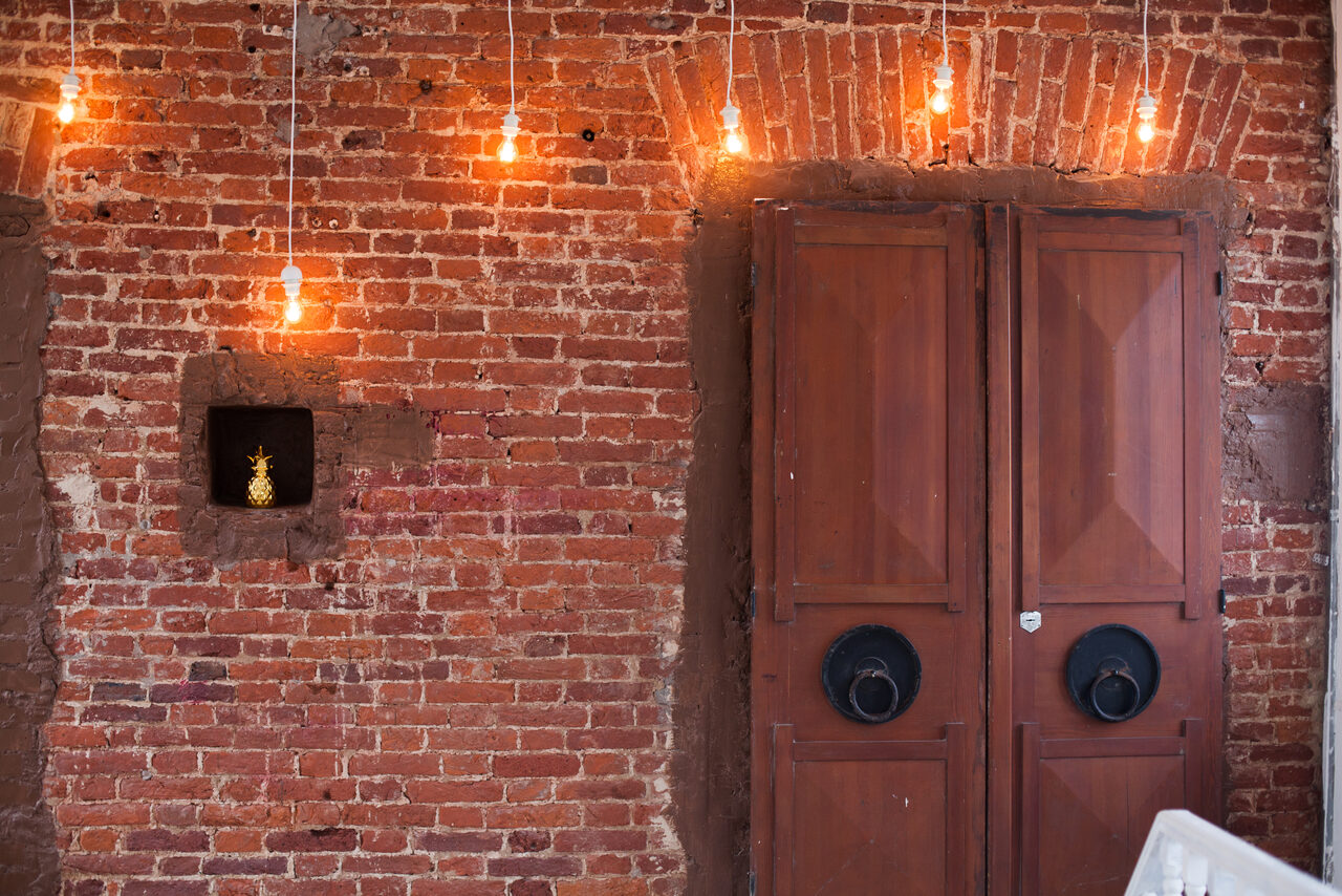 Арендовать Небольшая трехэтажная площадка