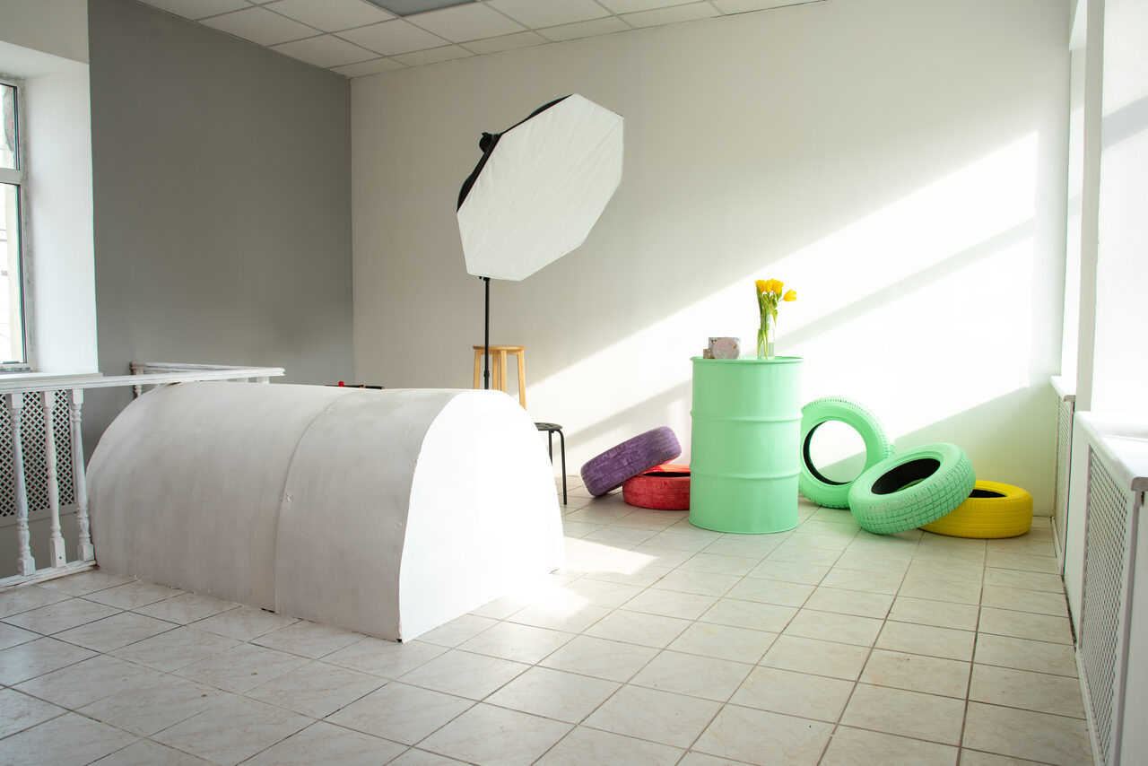 Арендовать Небольшая трехэтажная площадка