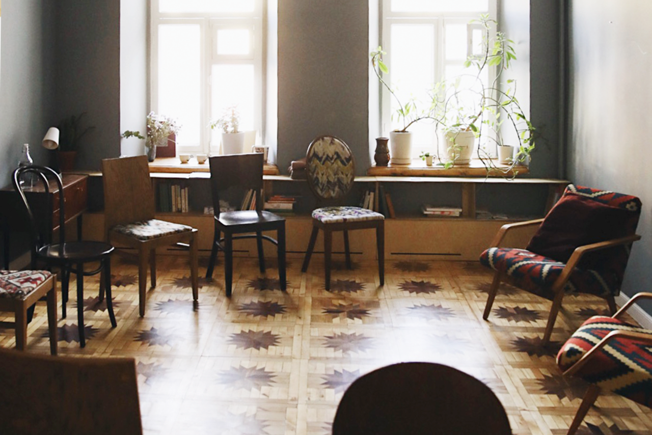 Арендовать  Двухэтажный особняк с уютный интерьером