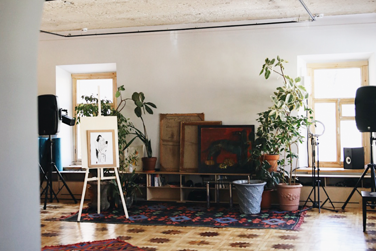 Арендовать  Двухэтажный особняк с уютный интерьером