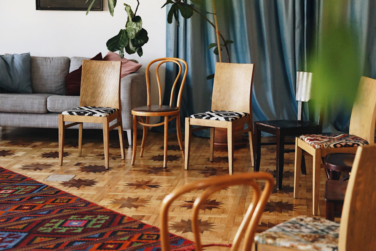 Арендовать  Двухэтажный особняк с уютный интерьером