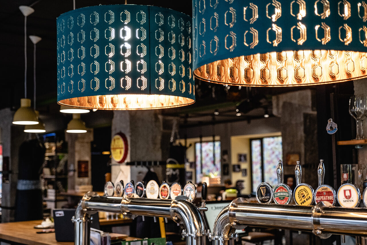 Арендовать Гаражане Паб Площадка в Москве 