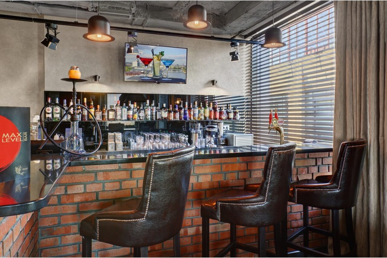 Арендовать Max Level Bar