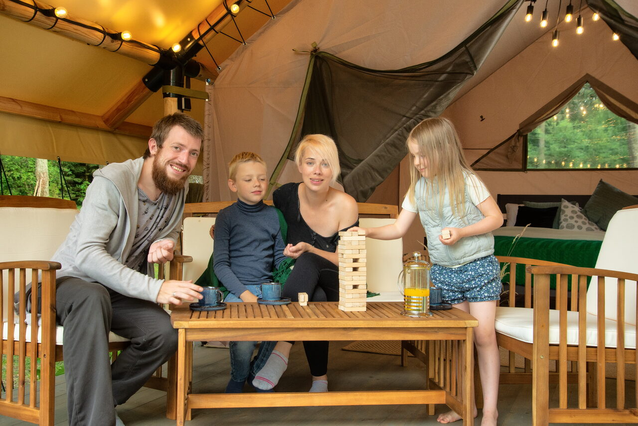 Арендовать Открытая беседка в М.О.