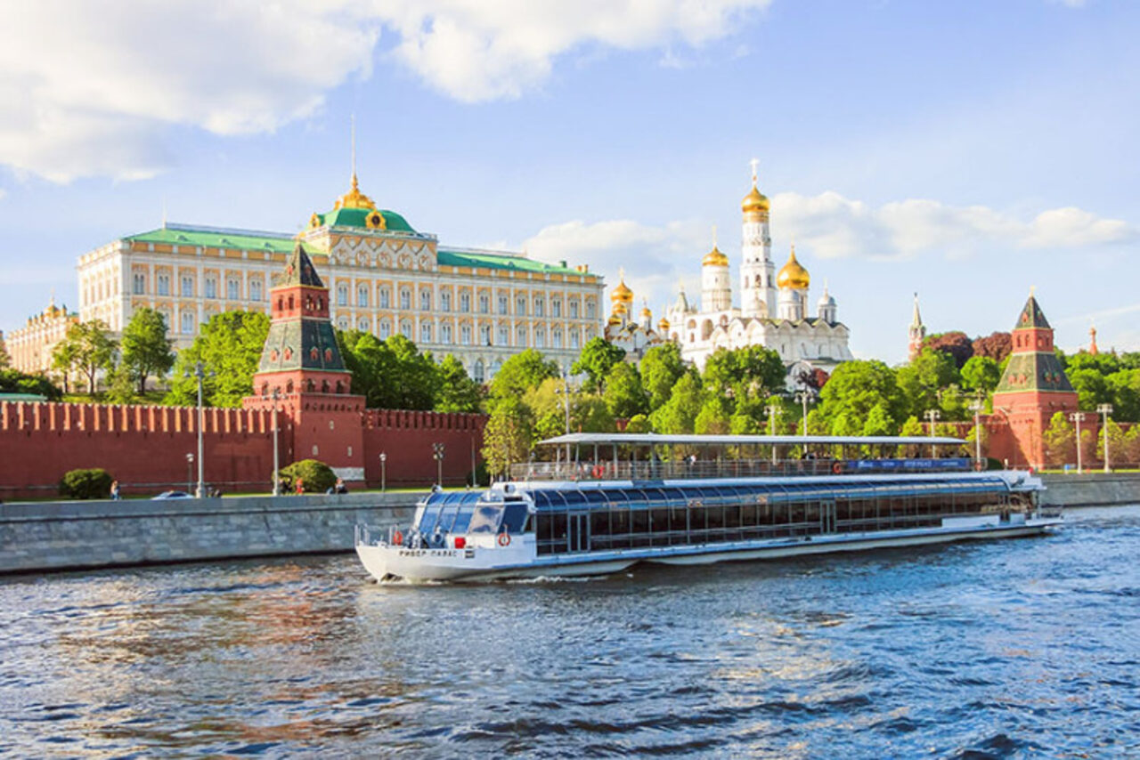 Арендовать Теплоход Ривер Палас