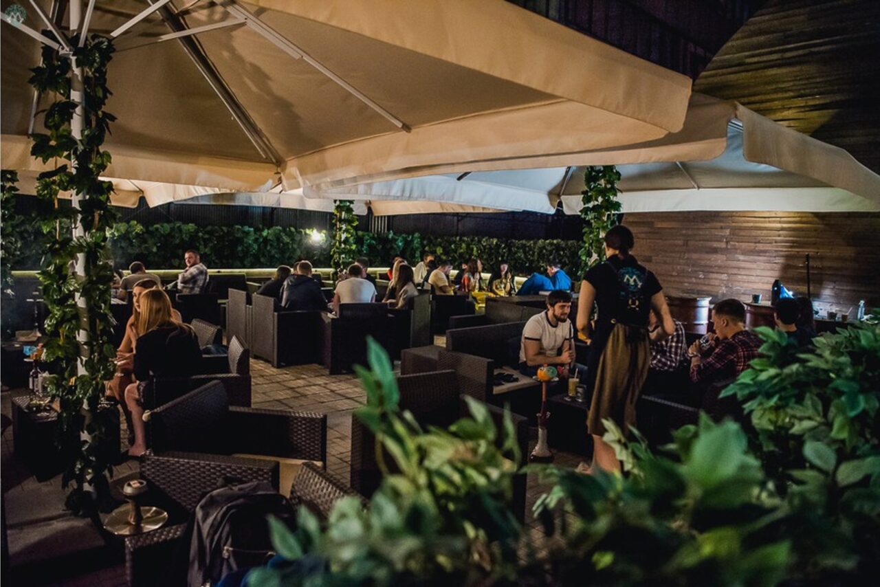 Арендовать Веранда МЯТА LOUNGE