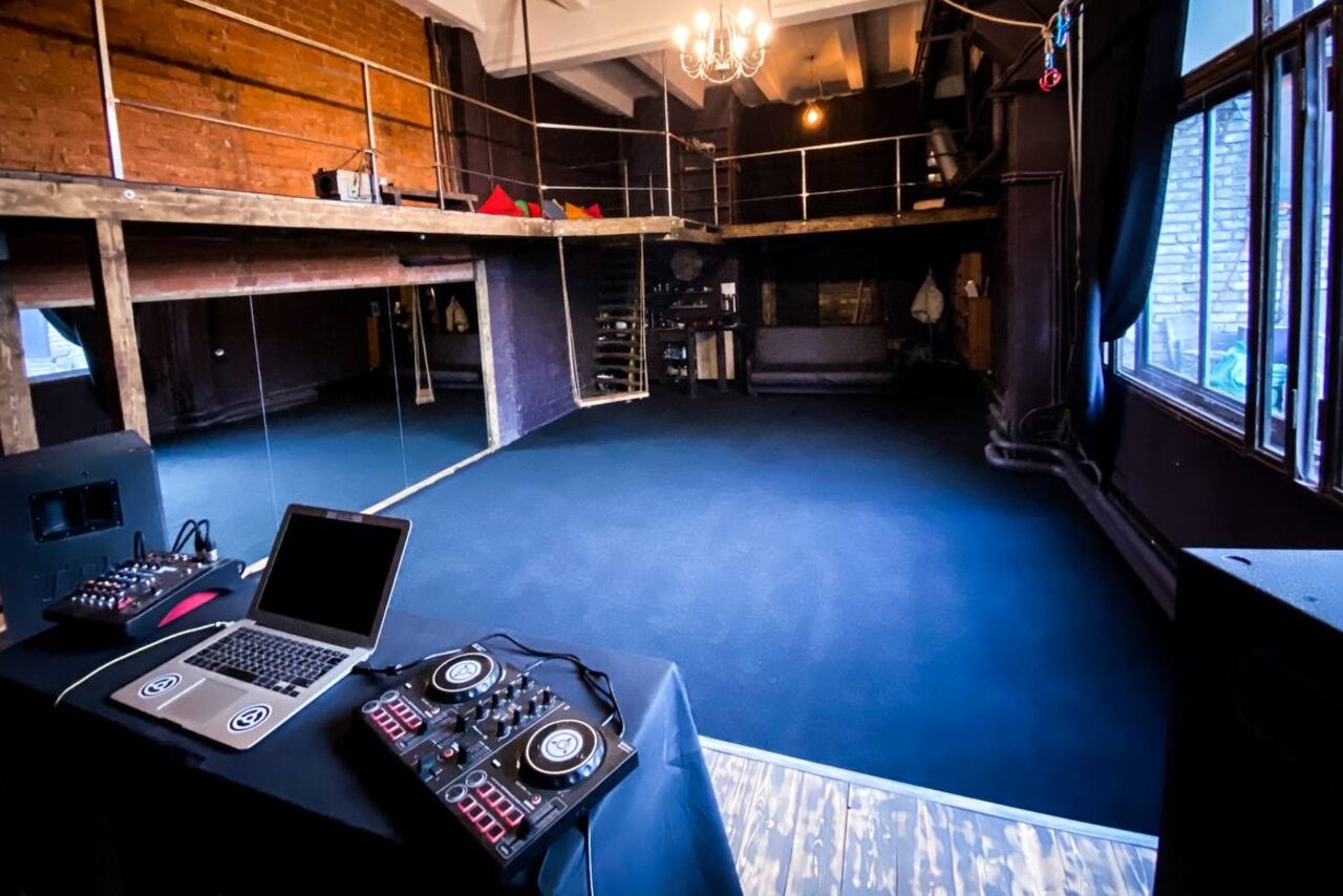 Арендовать Лес. Театральный лофт для креативных событий