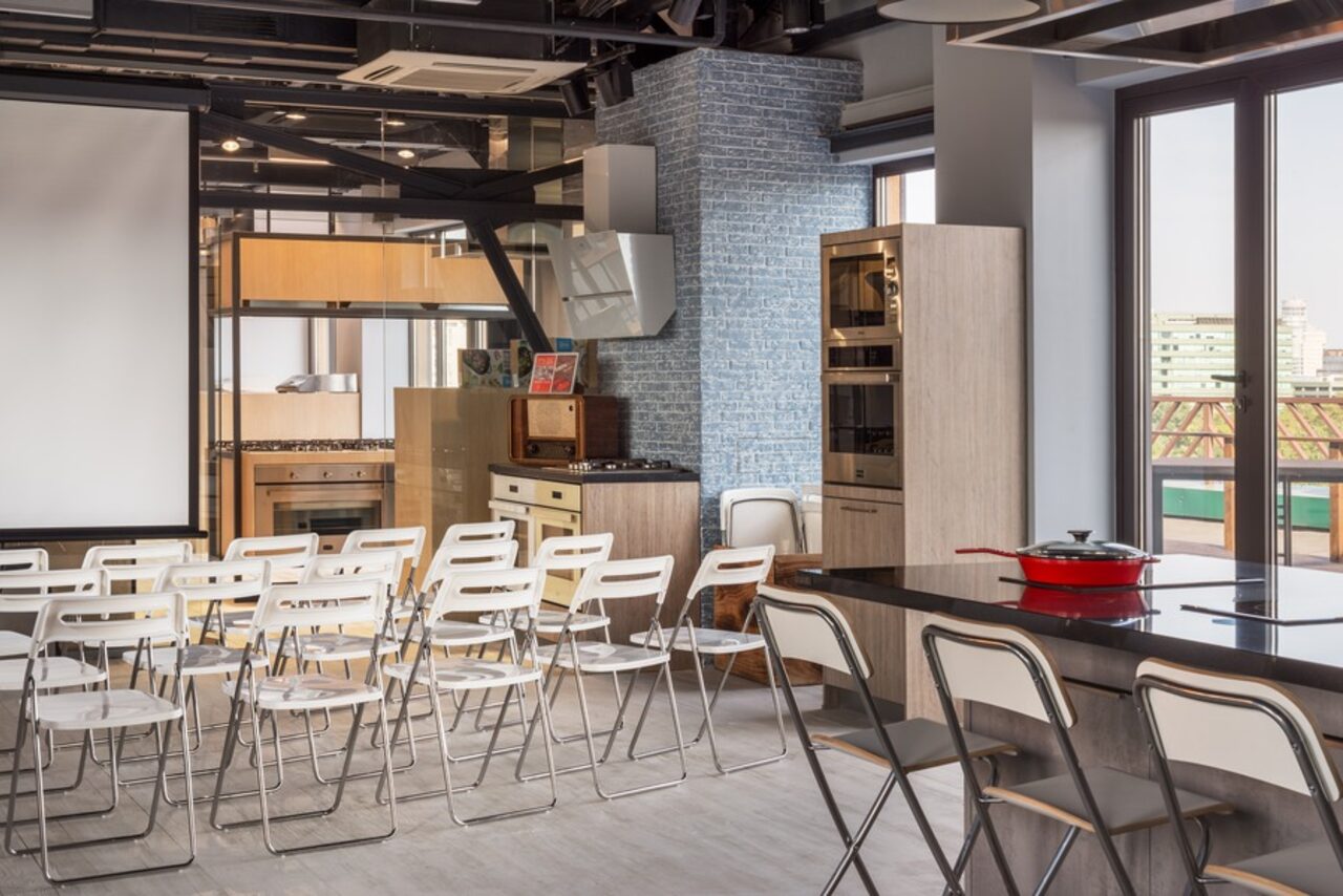 Арендовать Веранда Korting Sky Room