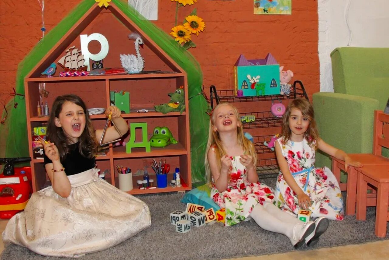 Арендовать Крылья. Лофт для праздников с детским уголком