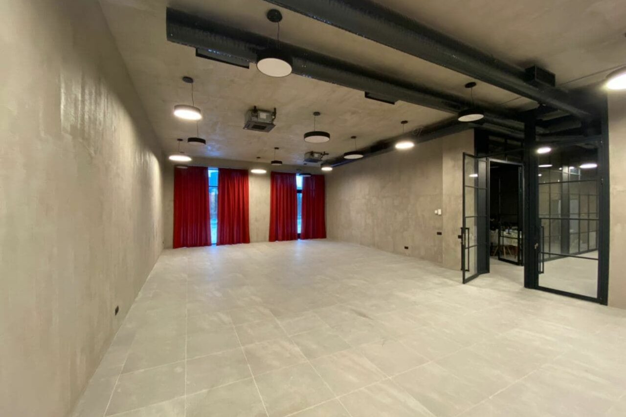 Арендовать Loft space Ostrov