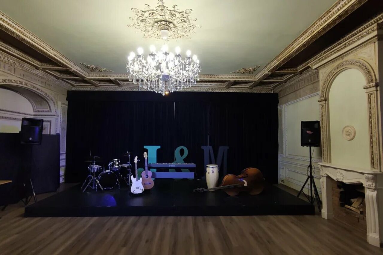 Арендовать J&M School