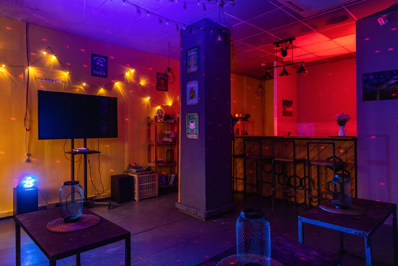 Арендовать  Loft Com.nata Лофт-бар в центре