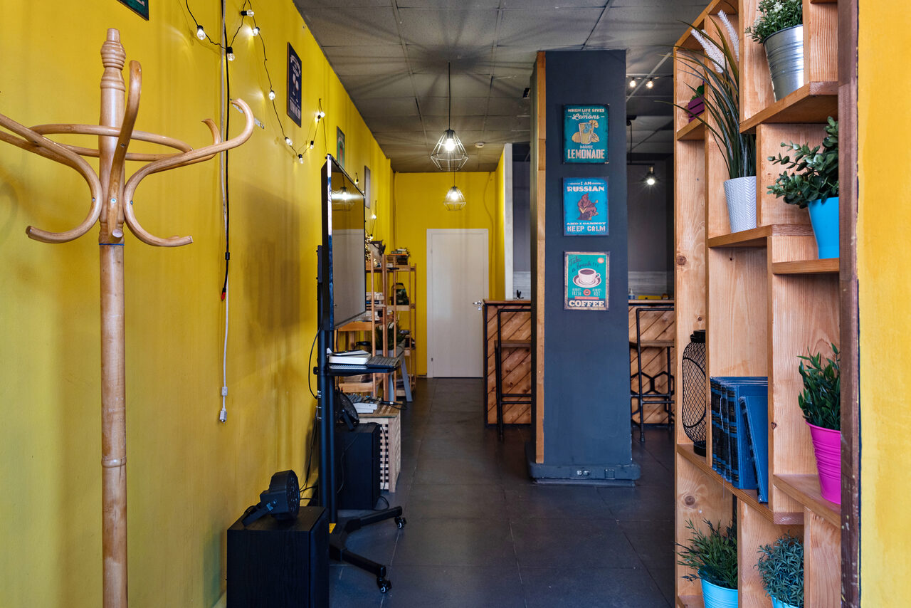 Арендовать  Loft Com.nata Лофт-бар в центре