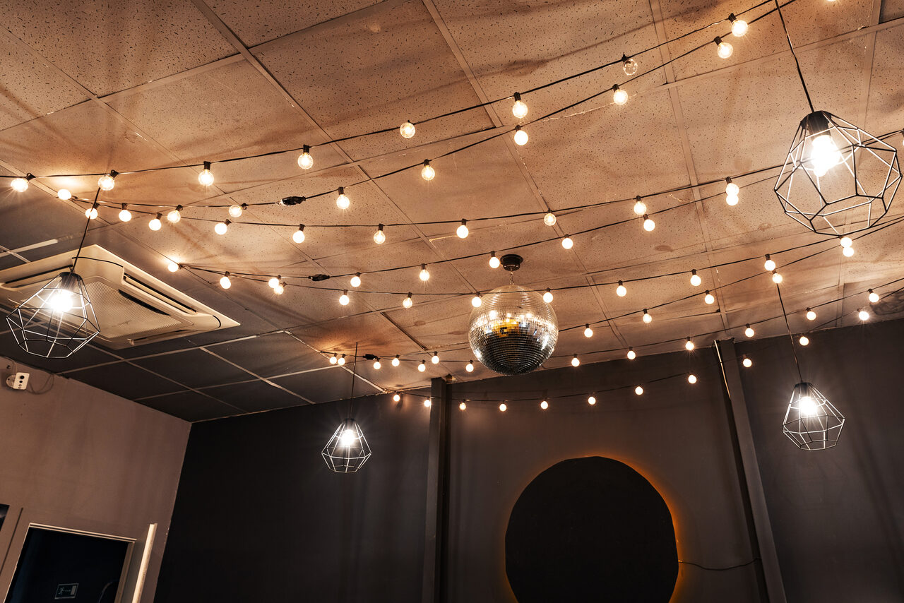 Арендовать  Loft Com.nata Лофт-бар в центре