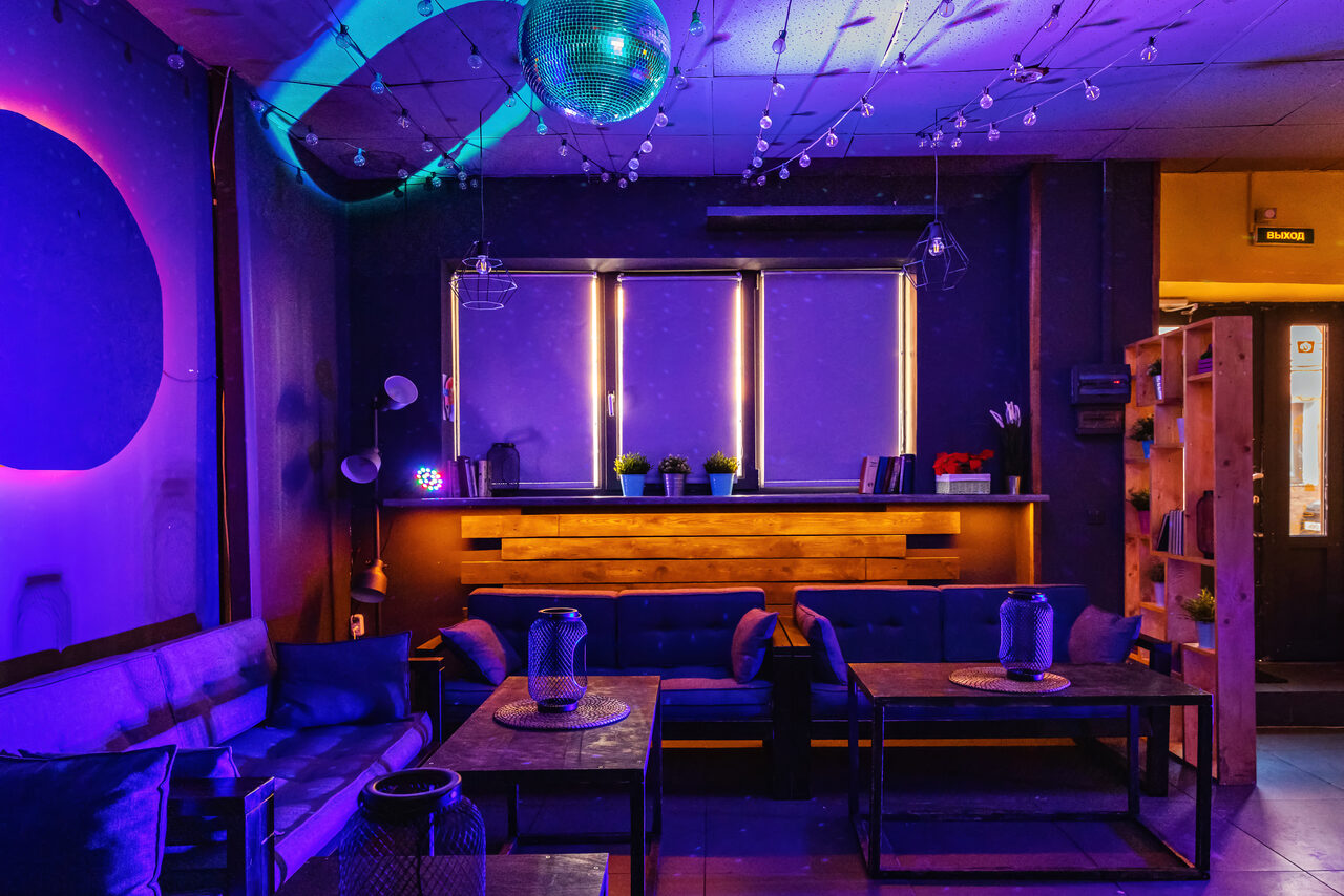Арендовать  Loft Com.nata Лофт-бар в центре