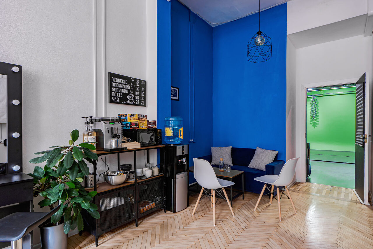 Арендовать Студия Дениса Золотова