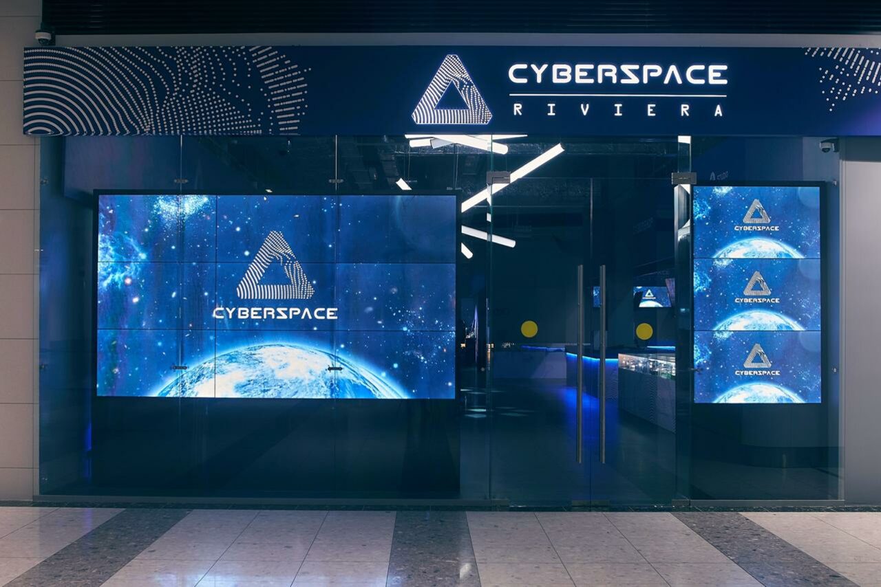 Арендовать Современный зал с концертным оборудованием