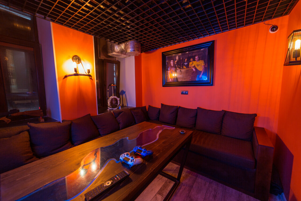 Арендовать Остров. Iounge bar