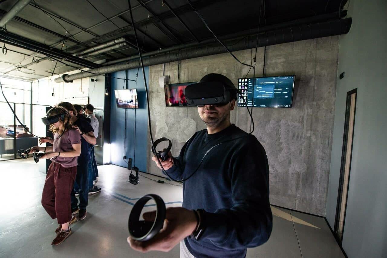 Арендовать  Mir VR. Лофт с виртуальной реальностью