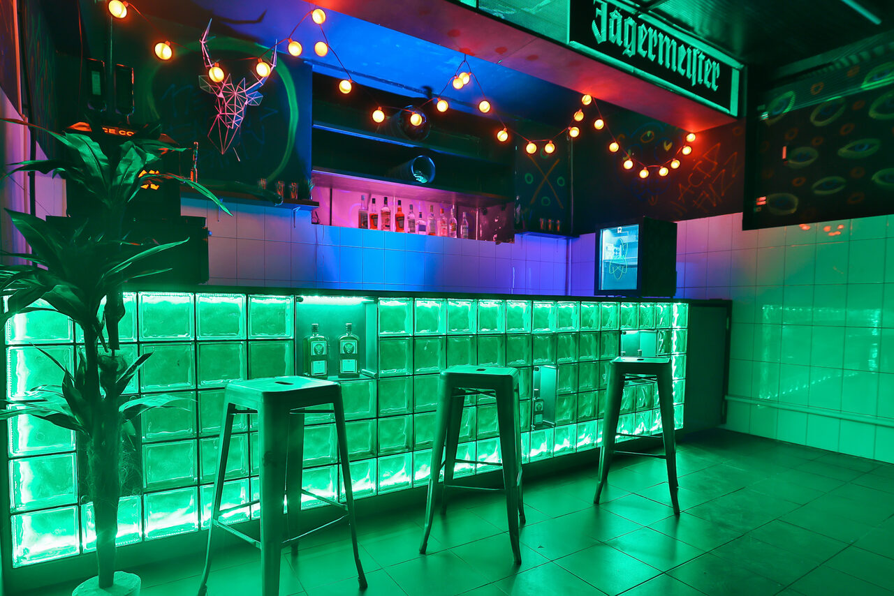 Арендовать Лофт-пространство из нескольких уровней