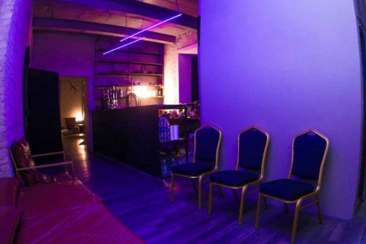 Арендовать Vitali Лофт-пространство с барной стойкой