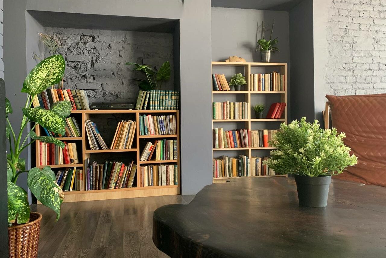 Арендовать Vitali Лофт-пространство с барной стойкой