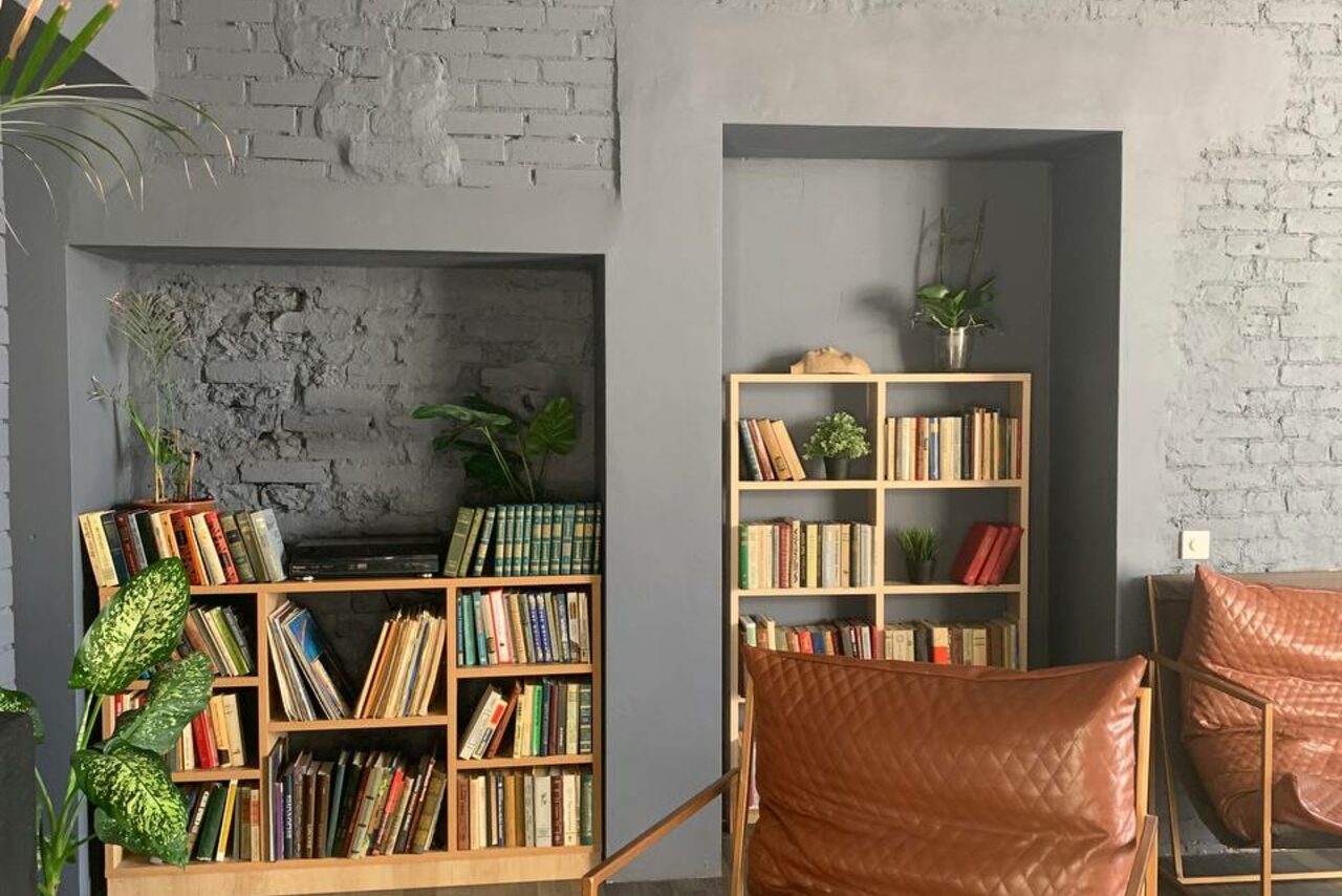 Арендовать Vitali Лофт-пространство с барной стойкой