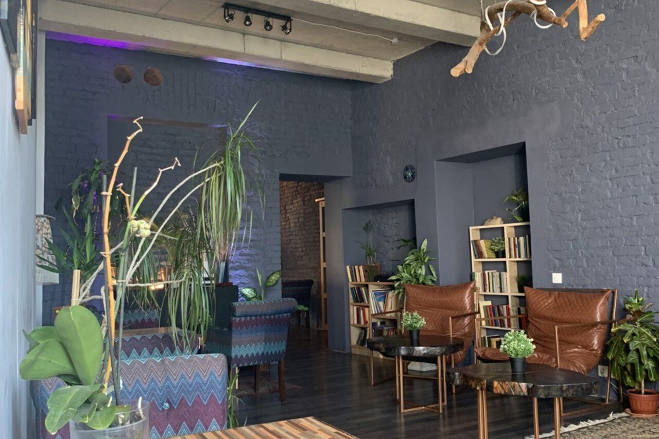 Арендовать Vitali Лофт-пространство с барной стойкой