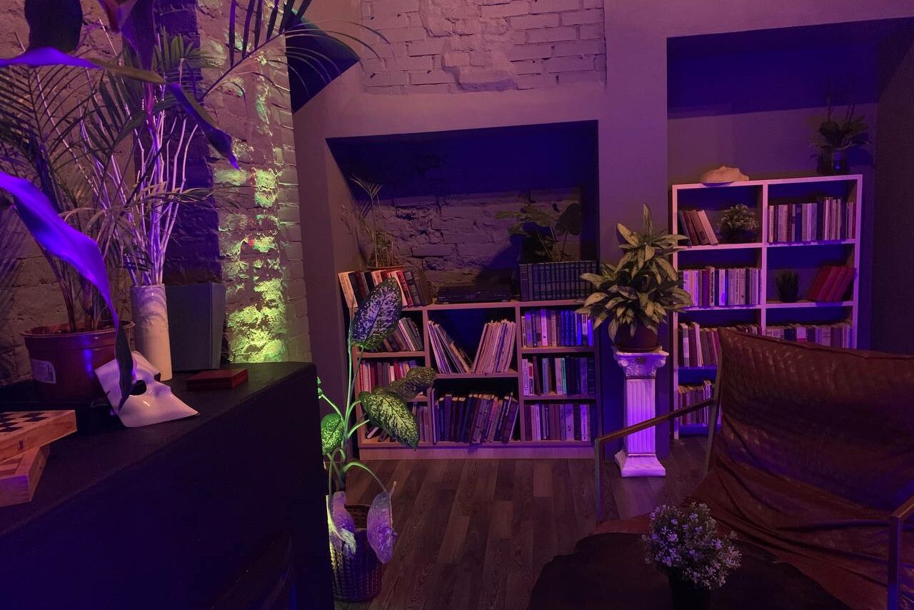 Арендовать Vitali Лофт-пространство с барной стойкой