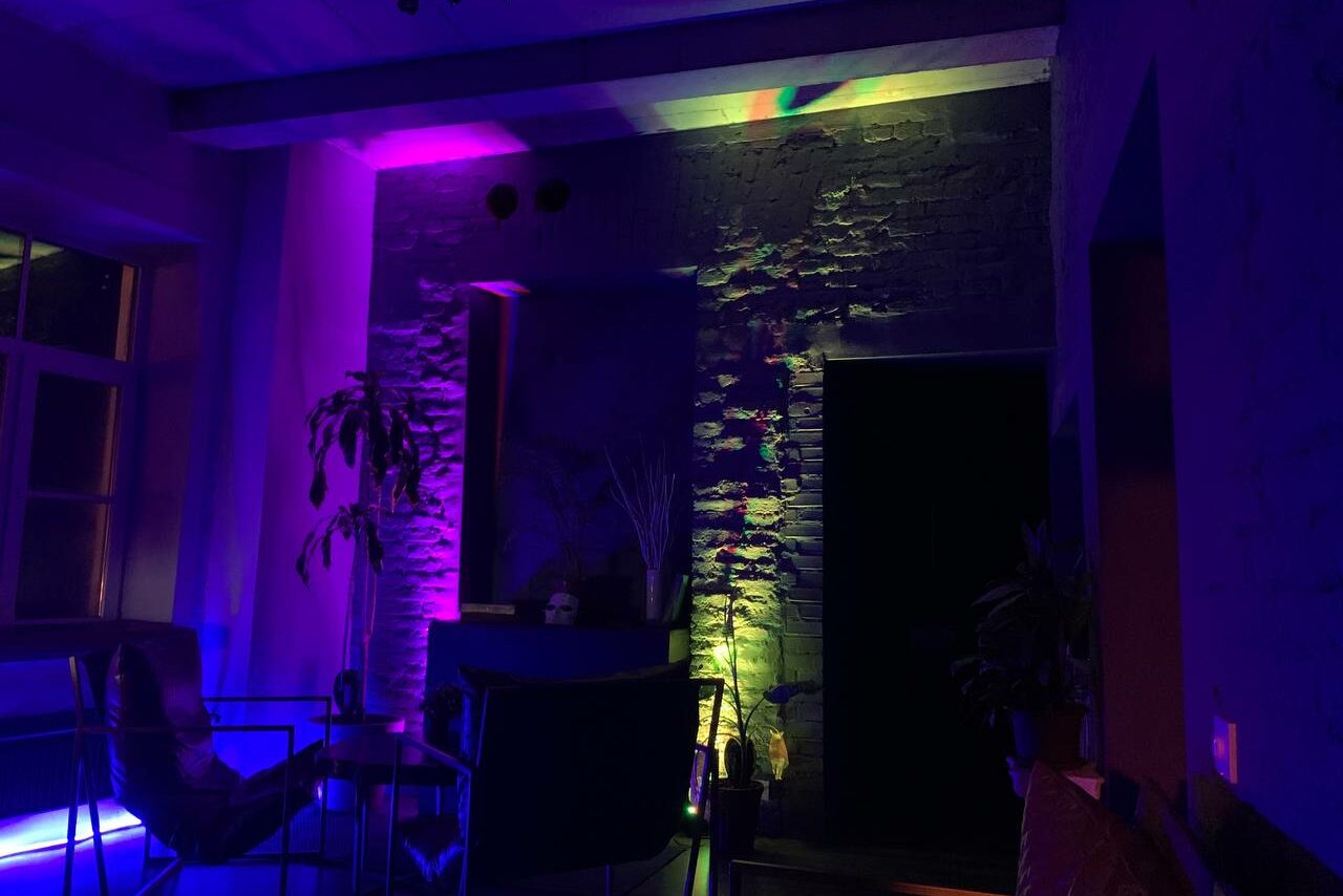 Арендовать Vitali Лофт-пространство с барной стойкой