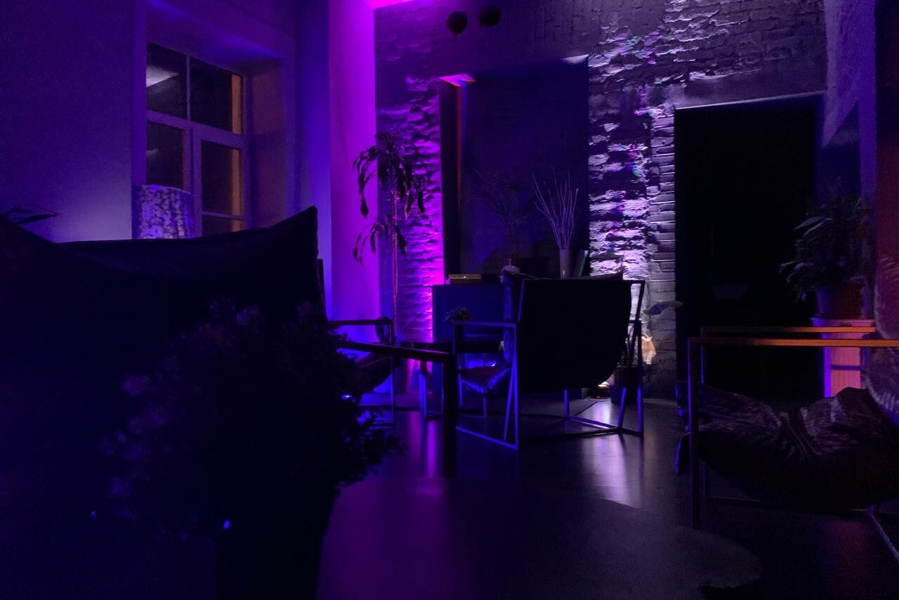 Арендовать Vitali Лофт-пространство с барной стойкой